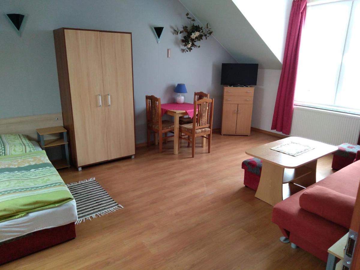 Villa Iwona กชึชโบโว ภายนอก รูปภาพ